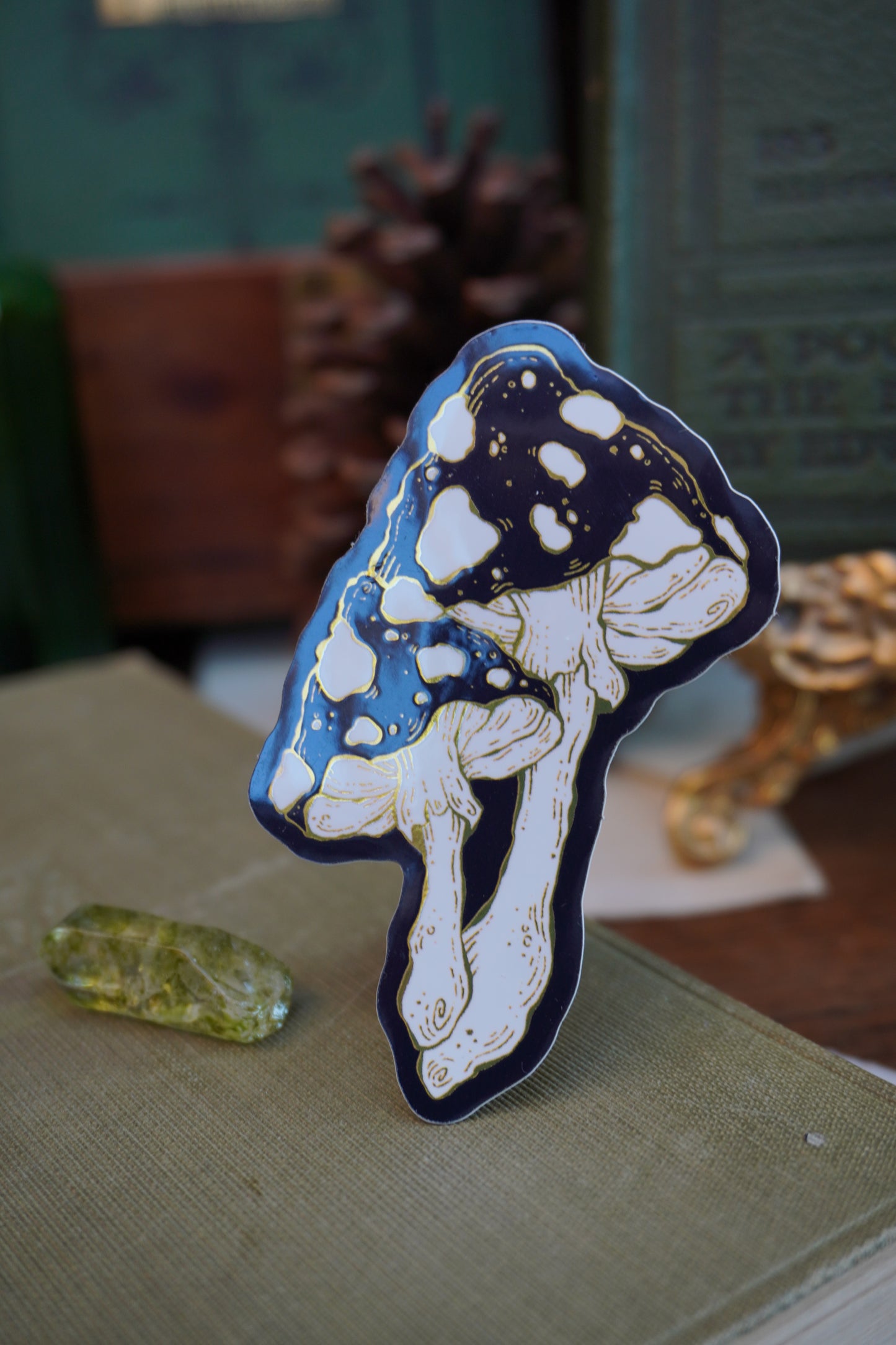 Mushrooms sticker | Gold Mirror details