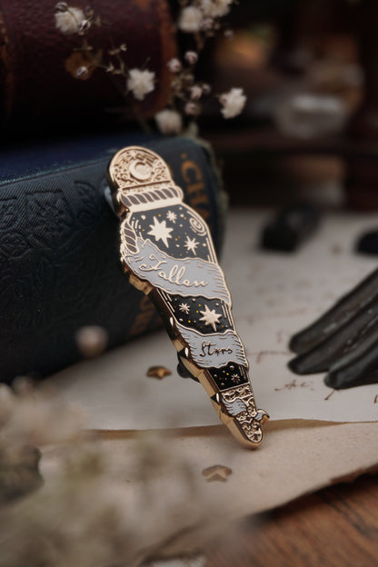 Jar of Stars Enamel Pin
